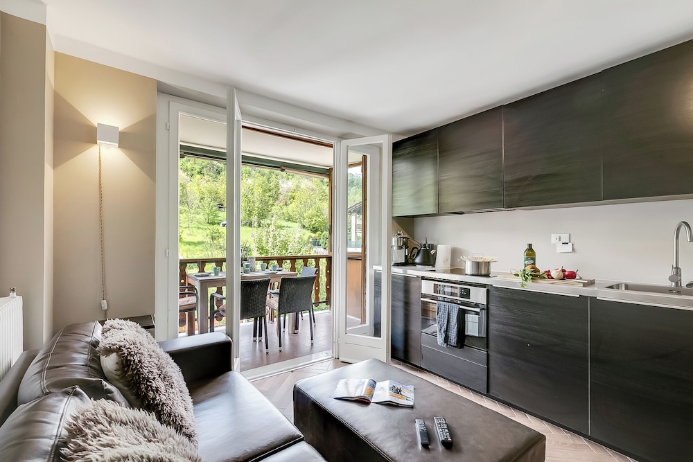 Boutique Apartment Limone Ski In Ski Out