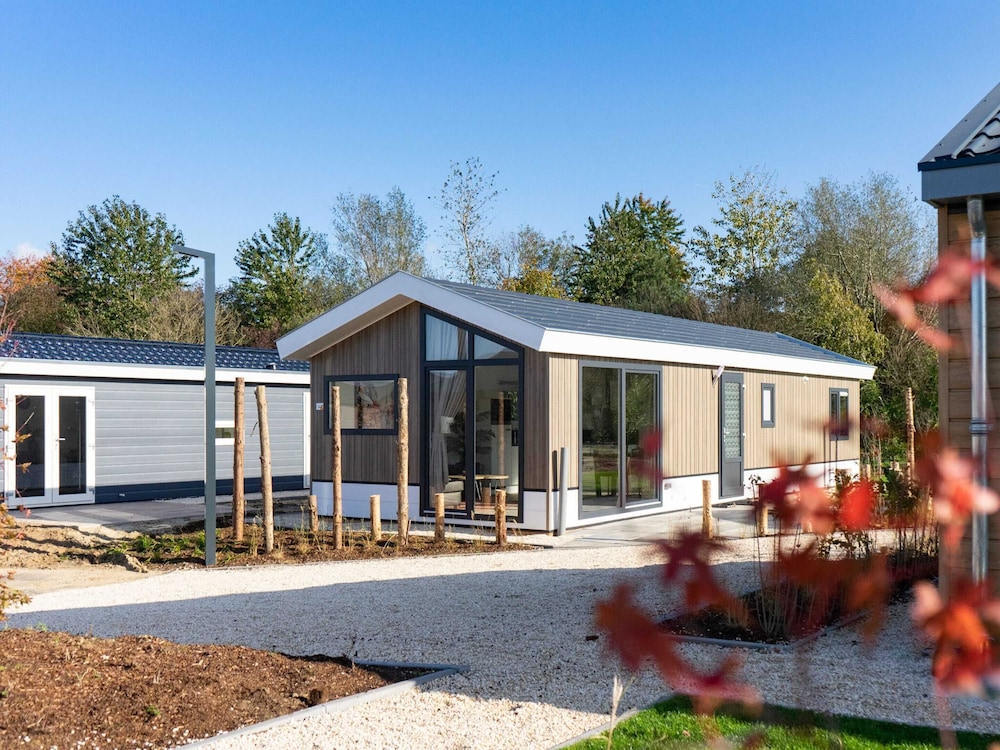 Modern Chalet With Dishwasher Near Efteling