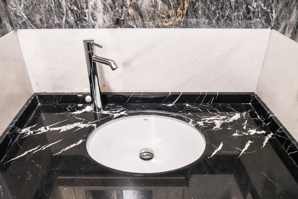 Luxir Hotel - Image 52