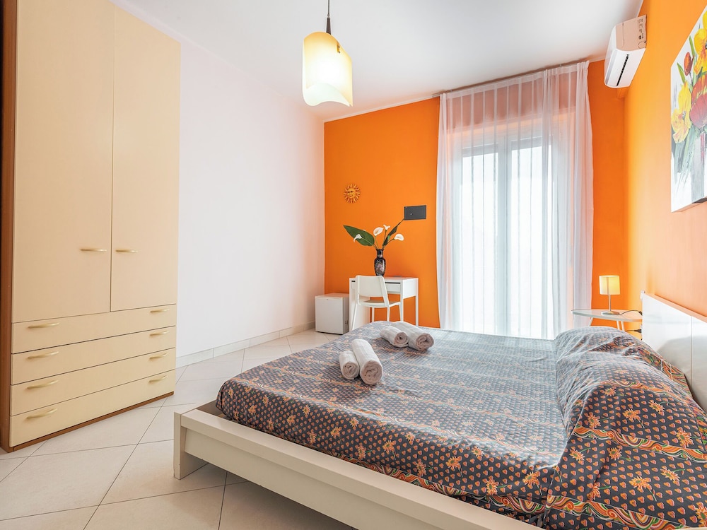 Thanit rooms