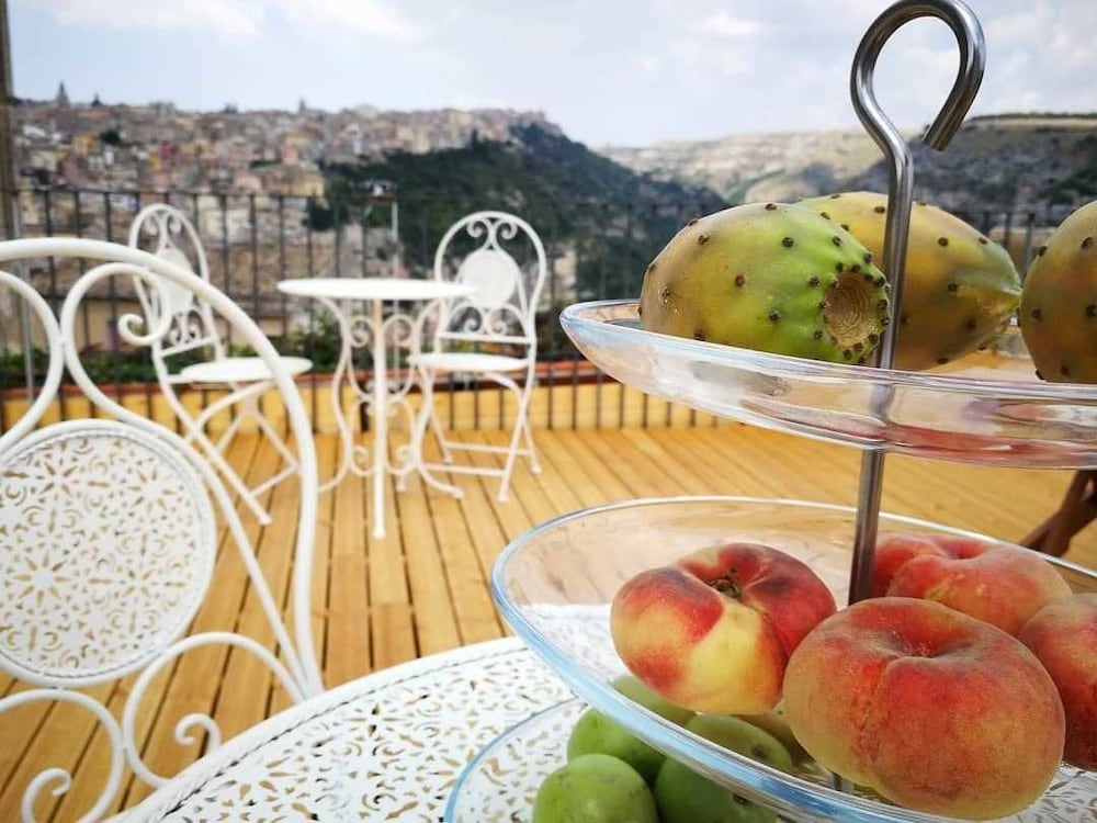 Reusuite Authentic Sicilian Hospitality photo 2