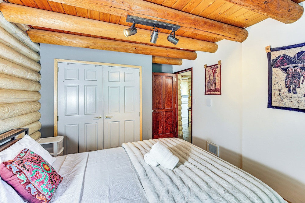 Lake Margaret Access: Boho Log Cabin w/ Backyard