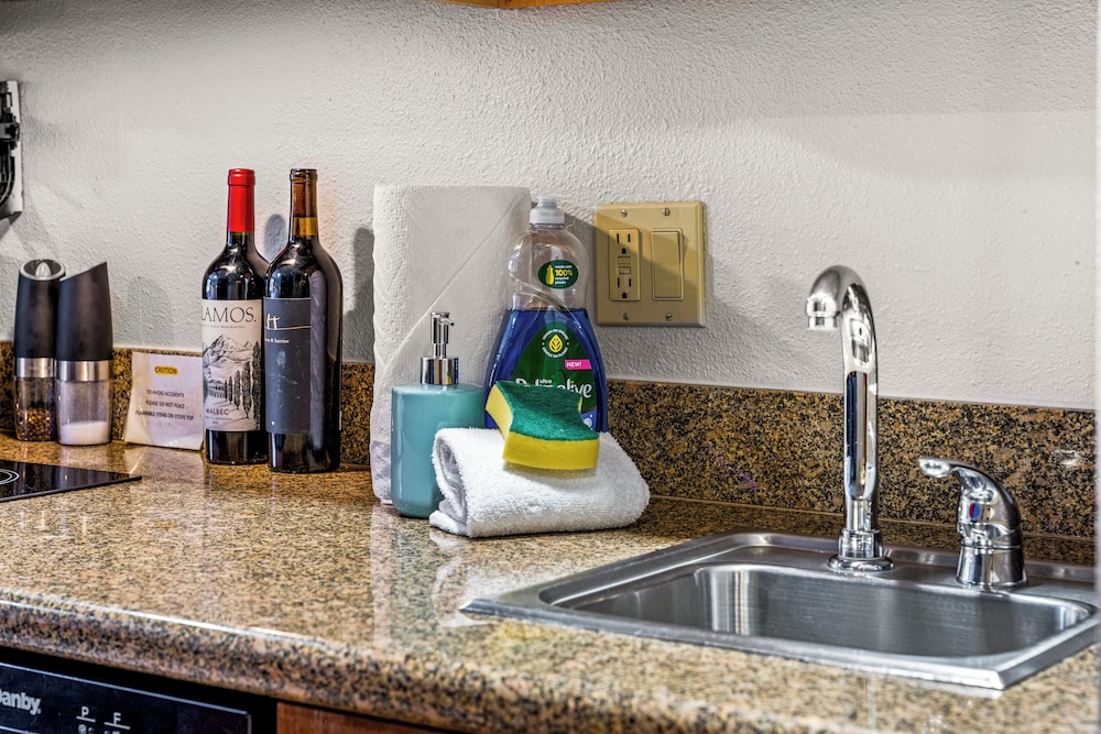 The Grand Lodge by Traverse Hospitality (No Resort Fees)
