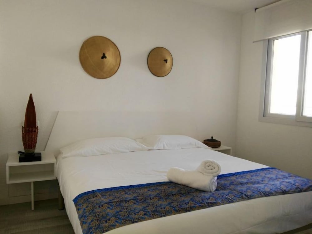 Vista Roses Mar - Apartamento con piscina view 3