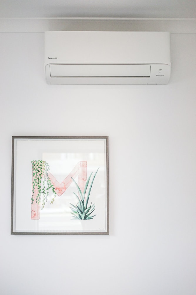 StayAU Fresh Modern 5BR Retreat Netflix in Berwick