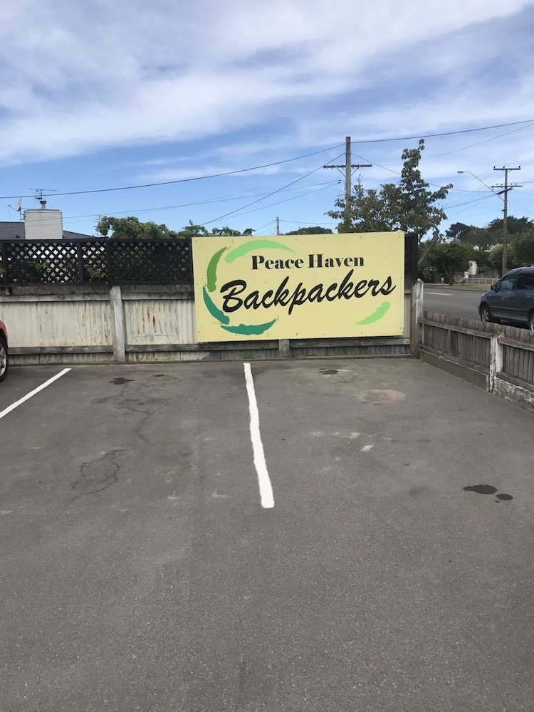 Peace Haven Backpackers