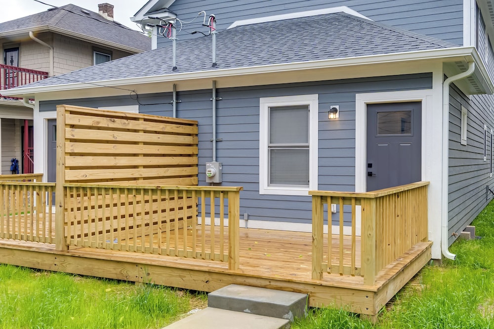 Central Indy Retreat In Walkable Location!