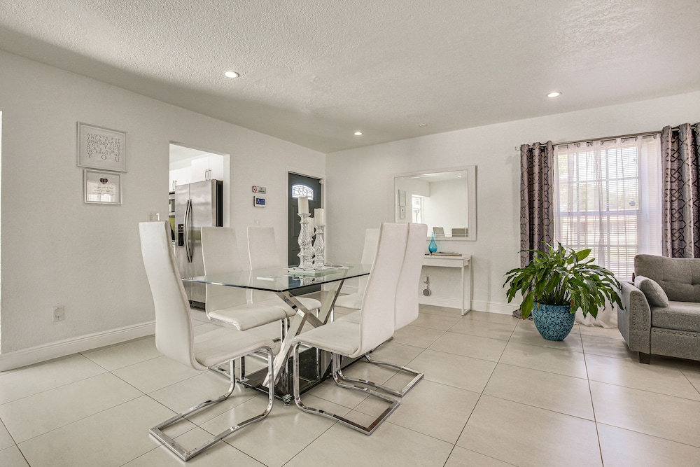 Fort Lauderdale Vacations - Sun-soaked Lauderdale Lakes Home w/ Private Pool! - Property Image 28