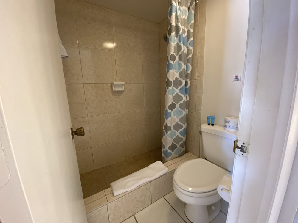 Bonita Beach Inn and Suites