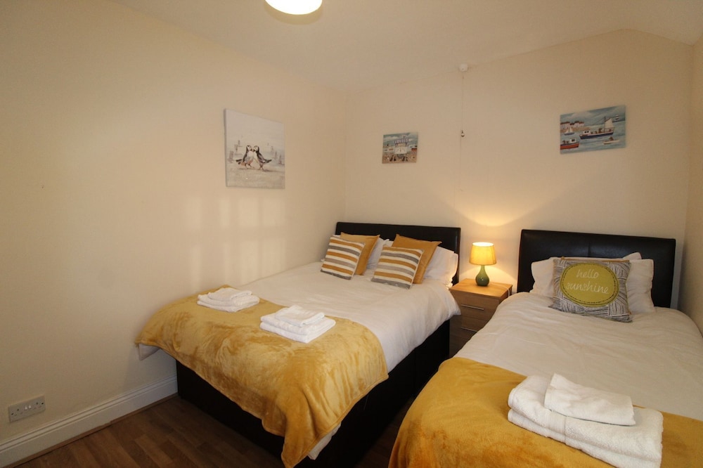 Loscoe House view 4
