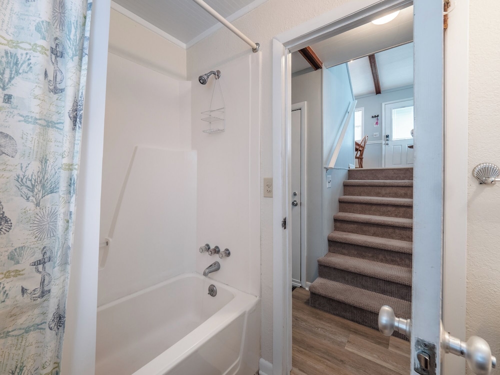 Blue Crab by Topsail Realty