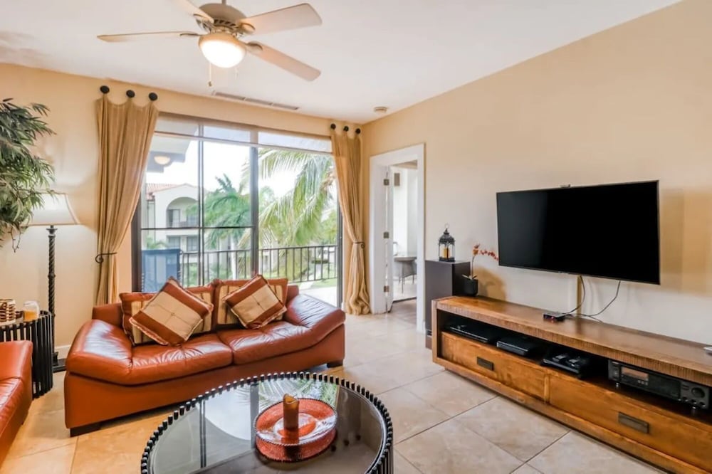 Elegant Condo in High-End Resort Community with Pool and Beach Club Access