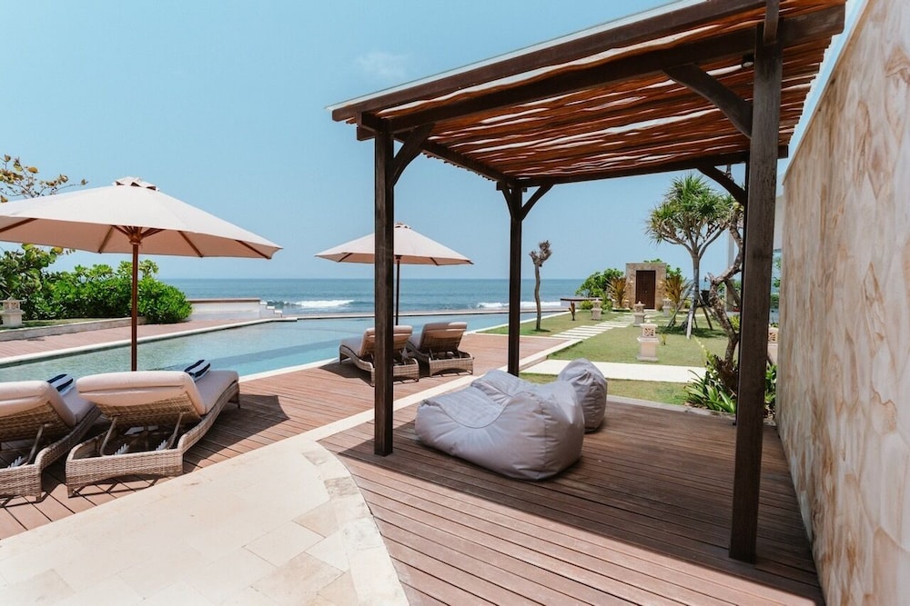 Nalas Villa