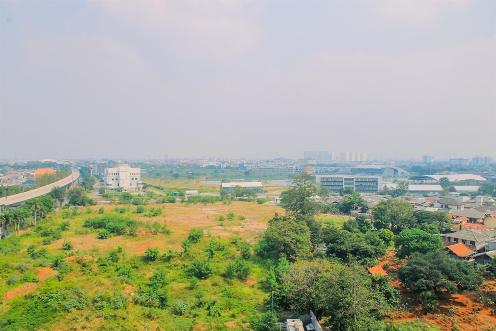 Comfy and Spacious 2BR Callia Apartment view 2