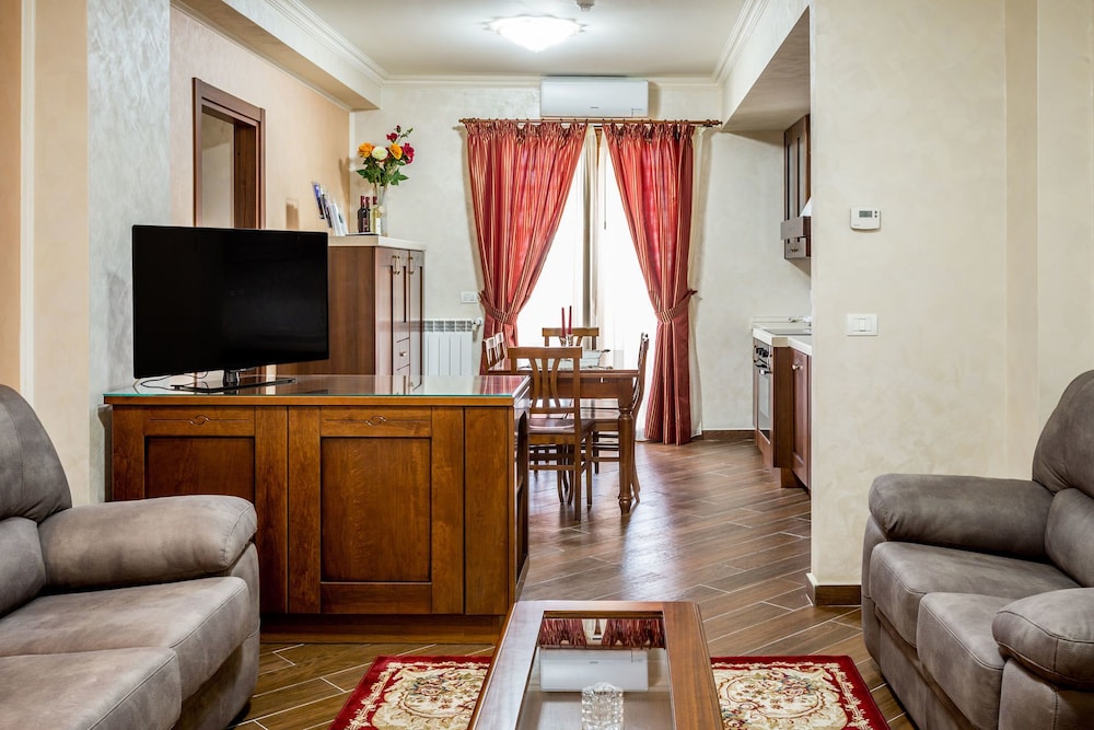 Aparthotel Luxury Ovidiu Mamaia