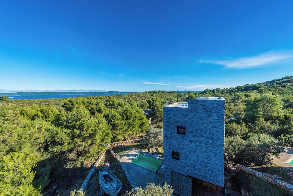 Villa Sun House