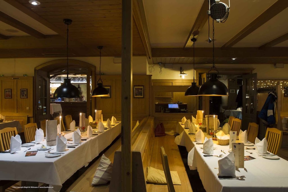 Berlin Vacations - Hotel Seehof Herrsching - Property Image 9