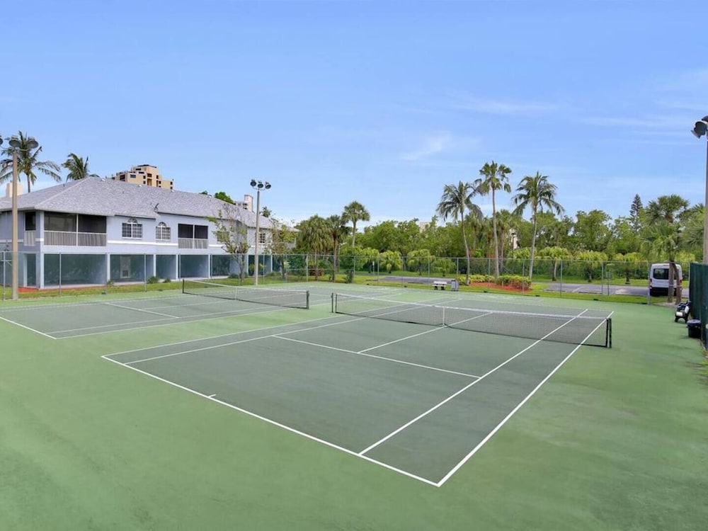 Captains Bay 403 by Distinctive Beach Rentals view 3