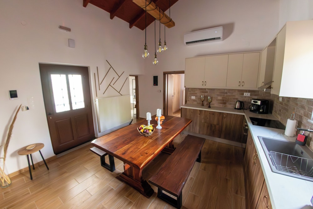 Anasa Residence