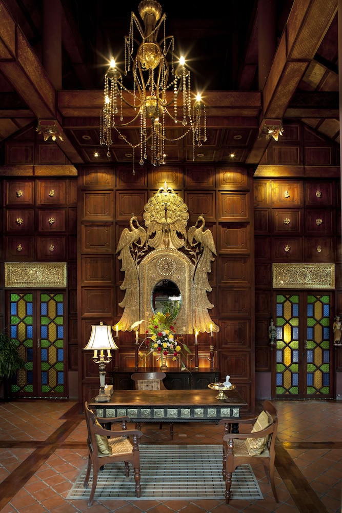 Mercure Mandalay Hill Resort