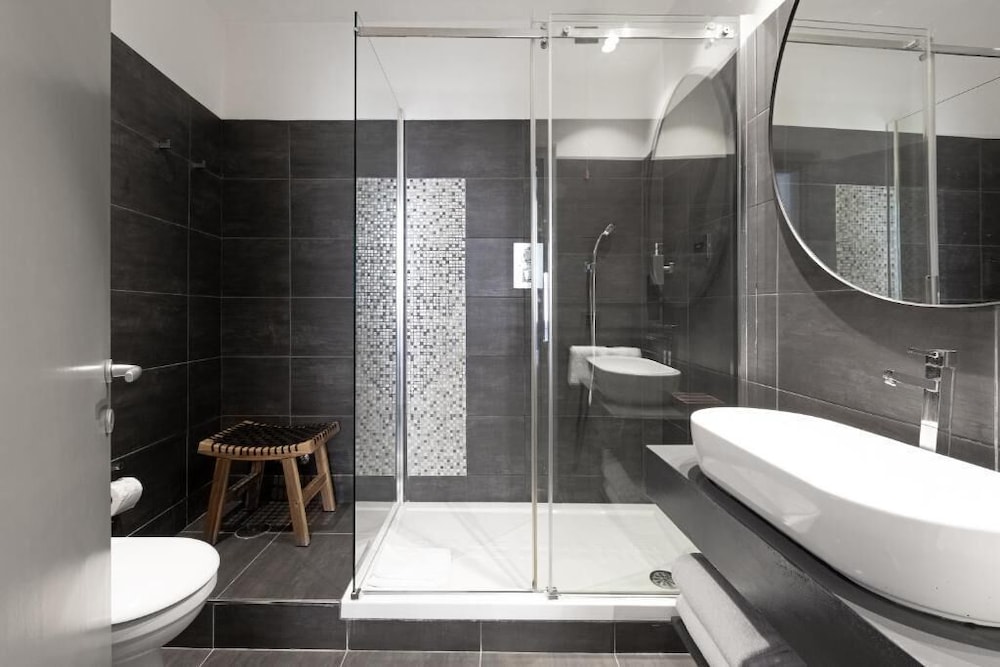 N-SPACE MODERN GUEST ROOMS