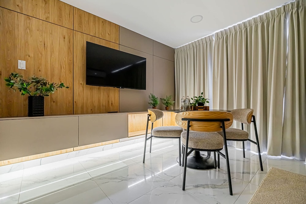 w Wonderful 1BR in Obarrio