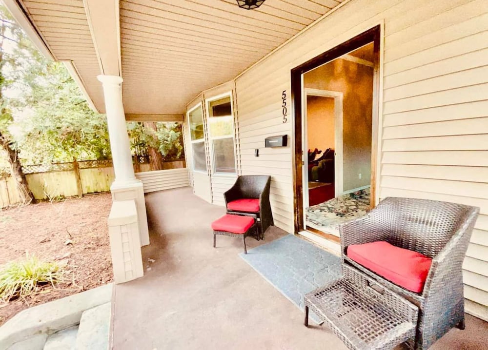Charming Stay in Marvelous Seattle