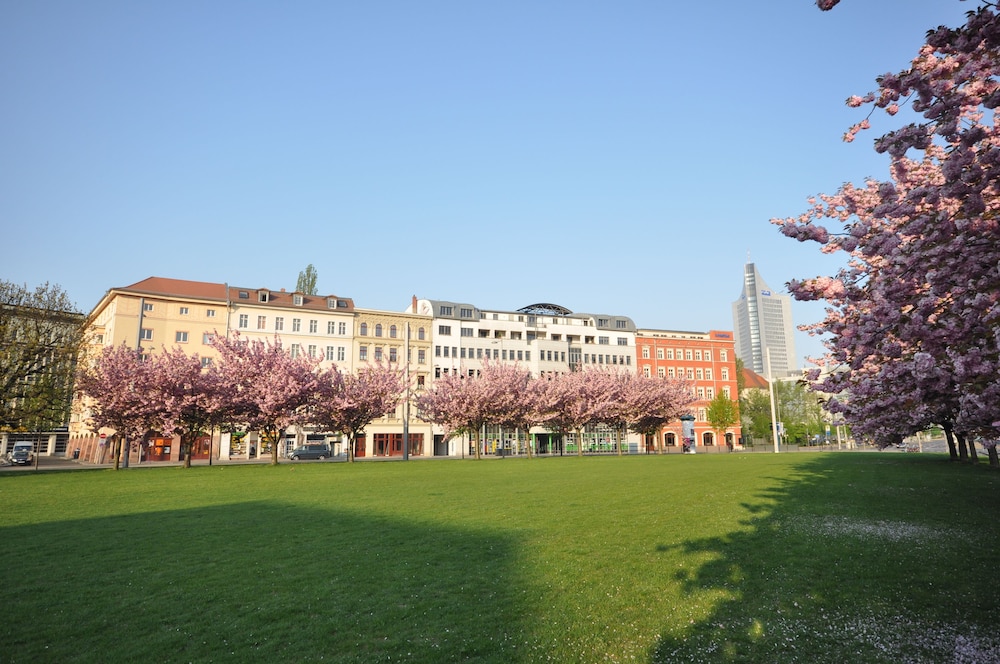 Leipzig Vacations - City Park Boarding House - Property Image 12