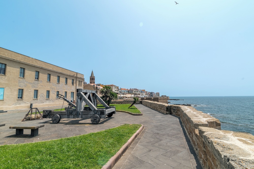 Una Finestra Sul Porto