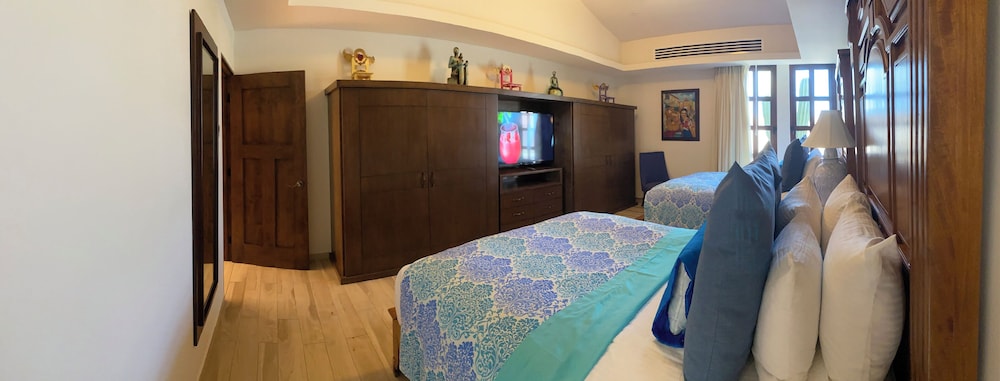 Three BR Residence at Hacienda Encantada