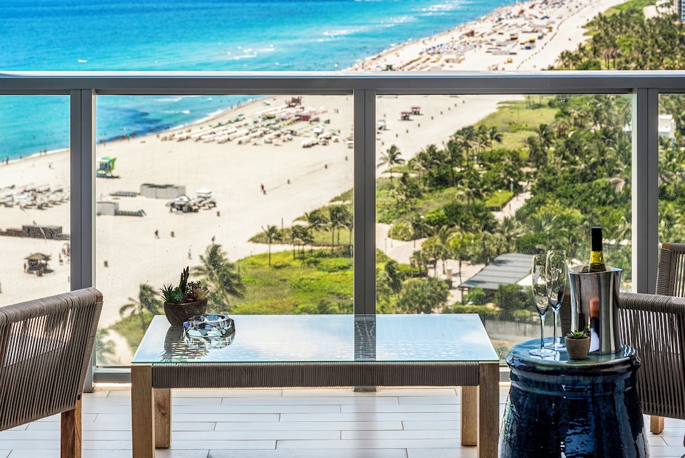 W South Beach Private Luxury Suites