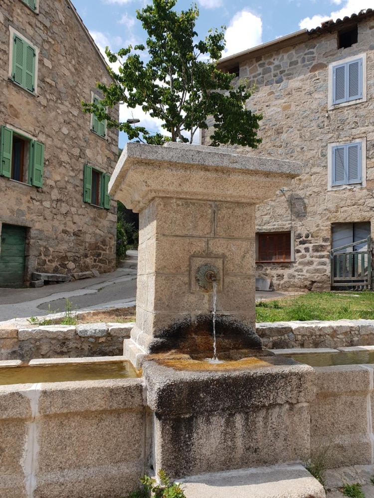 A Bella Scusa