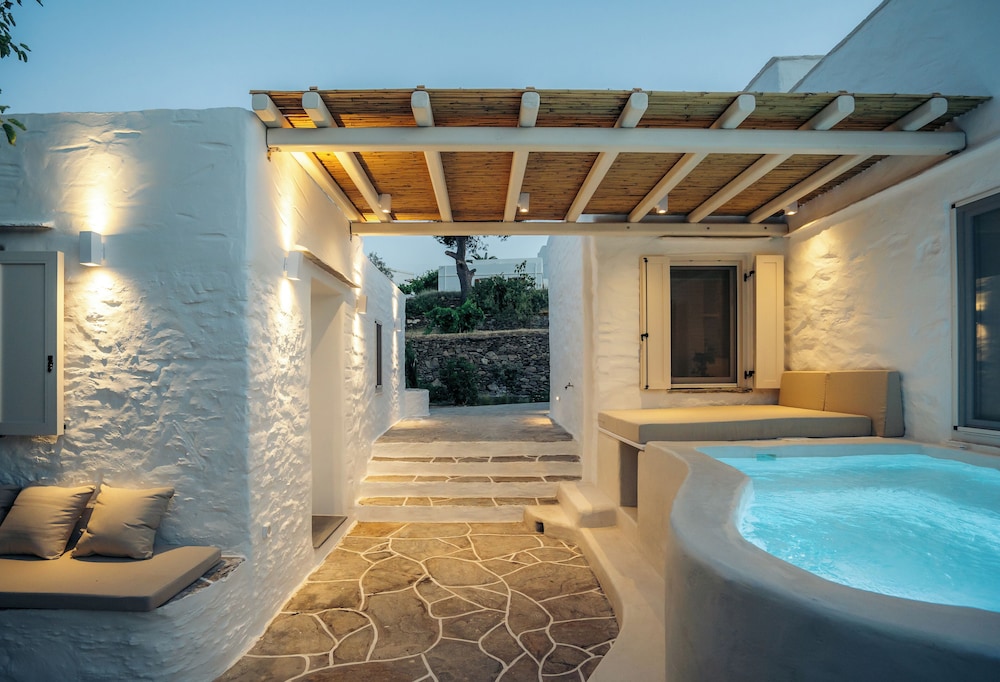 Rabagas Suites