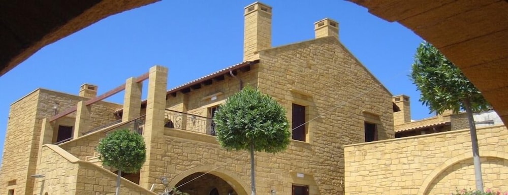 Photo 32