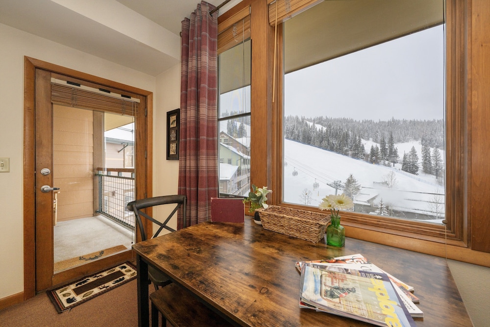 Select Unit 2509 - Zephyr Mountain Lodge 2 Bedroom Condo
