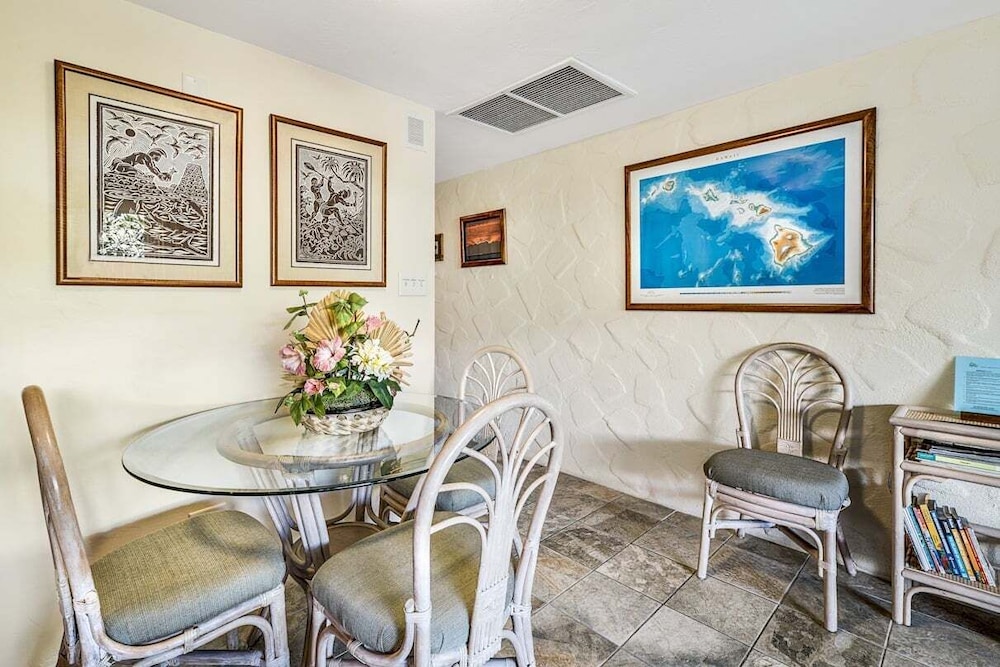 Beautiful Ocean View - Updated - Wifi Included- Vrkcv