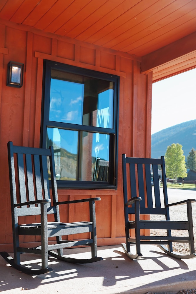 Altus Lodge
