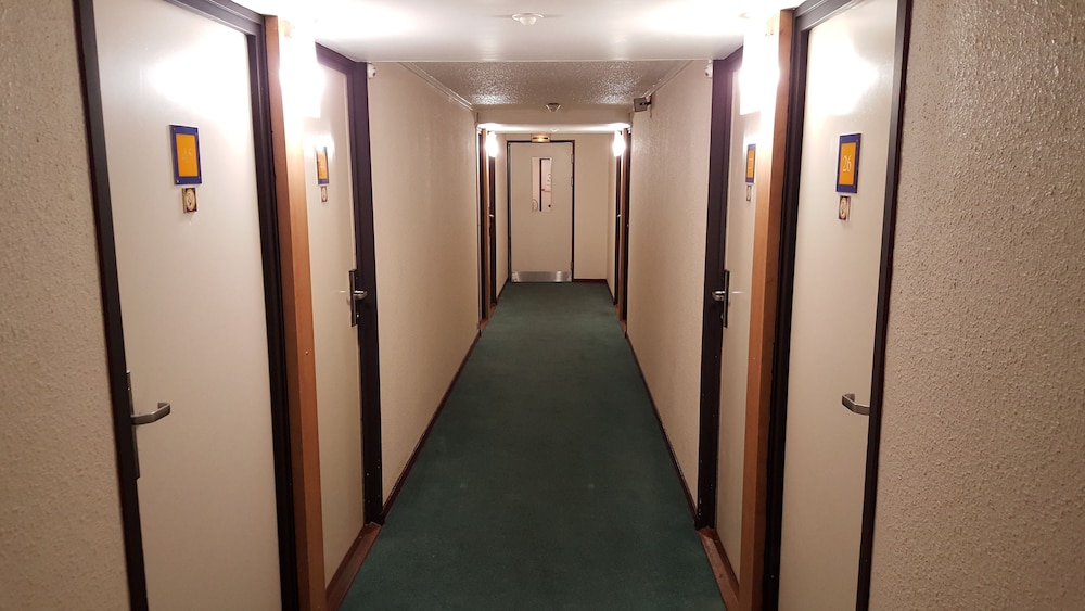 Chelles Vacations - Mondhotel Chelles - Property Image 10
