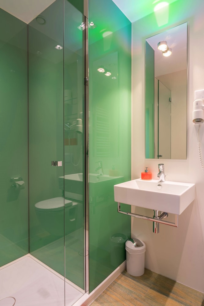 ney.land apartments