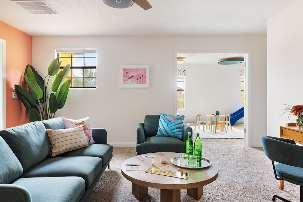 Shadow Mountain Family Oasis w Game Room Pool Resort Access Themed Rooms