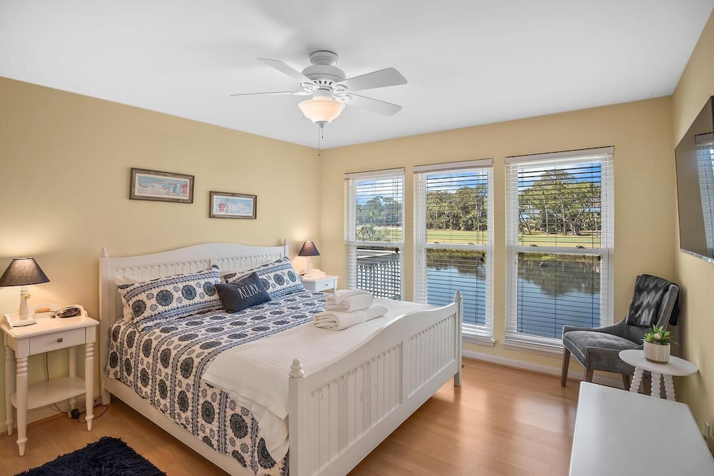 Beautifully Maintained 3-bed, 3-bath Home Offers Comfort & Privacy