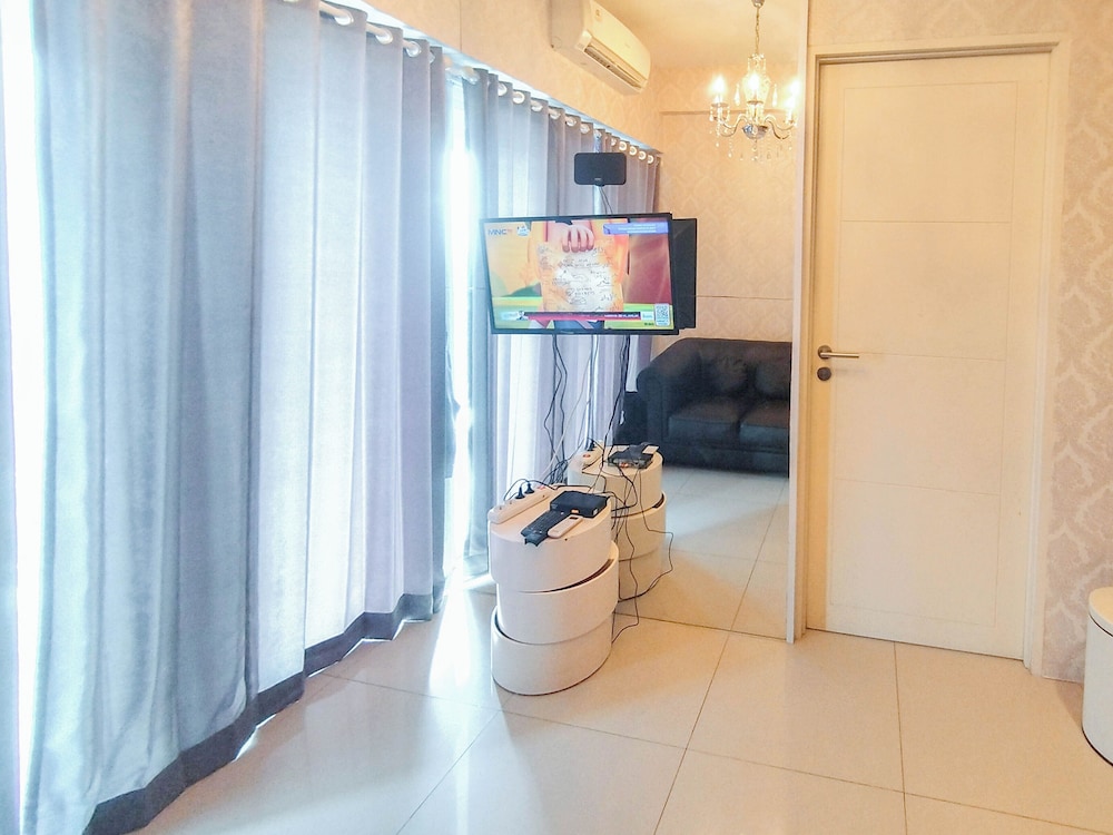 Best View 2BR Apartment Connected to Mall Tanglin Supermall Mansion Apartment