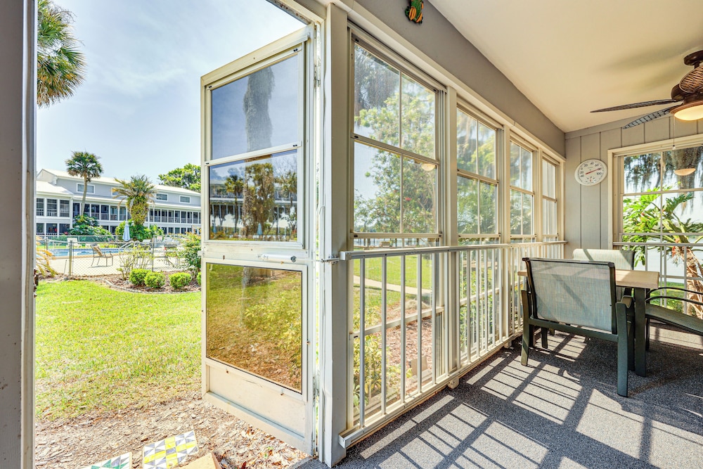 St Johns River Retreat in Welaka w/ Dock Access