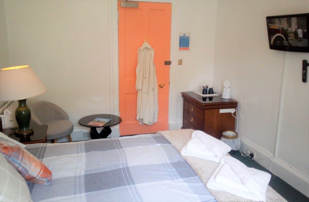 The Valentine Townhouse Hotel