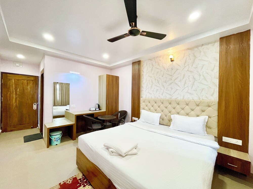 New Beach Resort - near Sea Beach