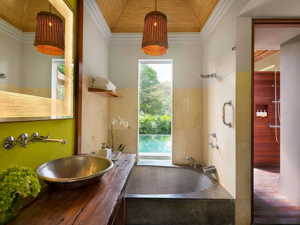 Maya Ubud Resort & Spa 17