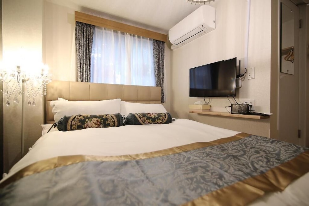 Shinjuku Global Hotel