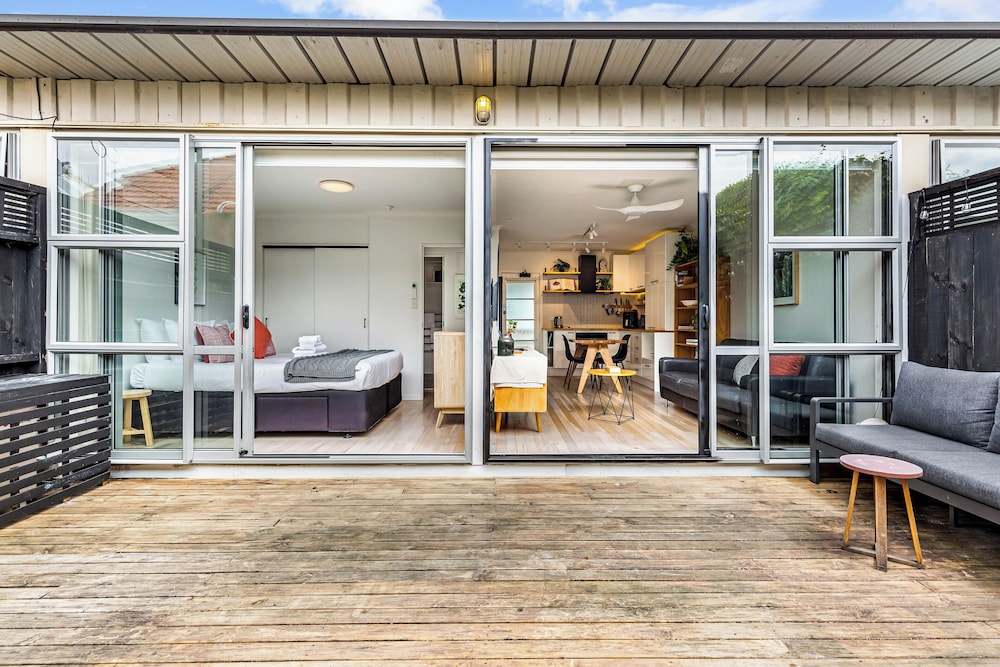 Relaxing 1BR Hideaway in Herne Bay I Zodiak Stays