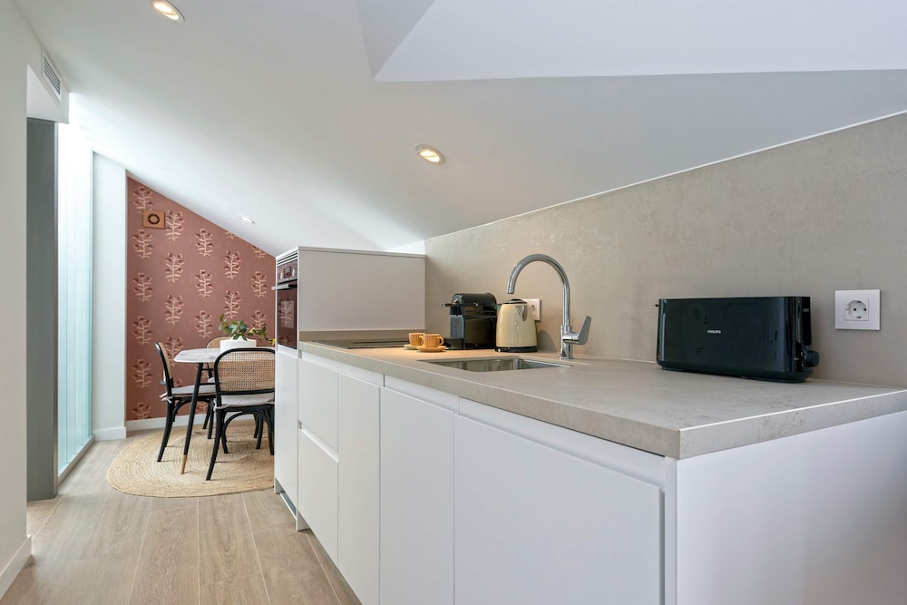 Exclusive 2-bedroom Near the Cathedral. San Matías I