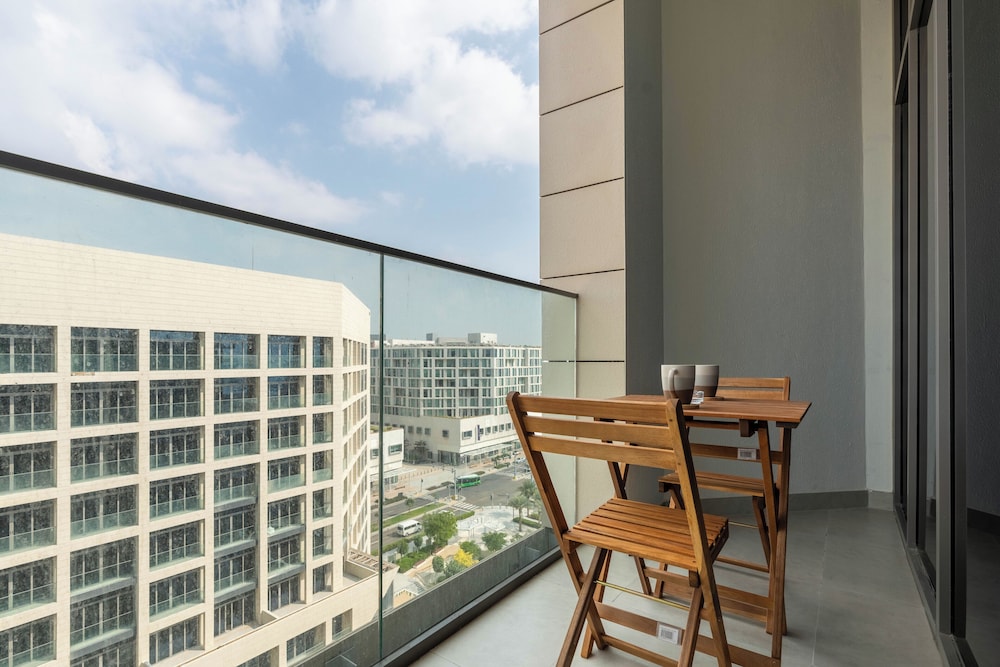 Park View Saadiyat Island close Yas Mall